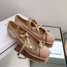 Christian Dior Low Shoes